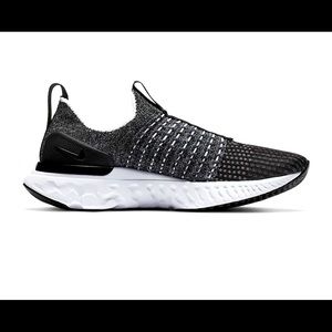 Nike React Phantom Run Flynit 2 Women’s running sneaker